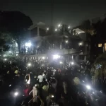 ধানমন্ডি ৩২ নম্বরে বিক্ষোভ ও ভাঙচুর