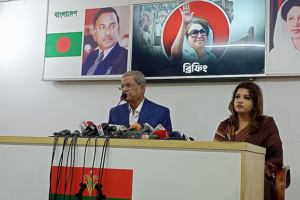 ফখরুল বলেন, আগে স্থানীয় নির্বাচন চাওয়া আসলে দেশের স্থিতিশীলতা নষ্ট করার পরিকল্পনা ছাড়া কিছু নয়