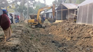 সংকুচিত হচ্ছে পাবনা সেচ ও পল্লীউন্নয়ন প্রকল্পের চাষের জমি