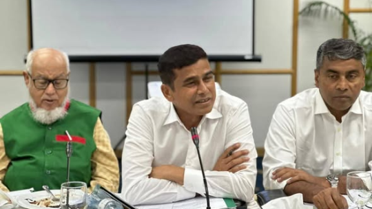 জনস্বাস্থ্য সুরক্ষায় তামাক কর বাড়ানোর আহ্বান, নীতিনির্ধারকদের সঙ্গে মতবিনিময় সভা
