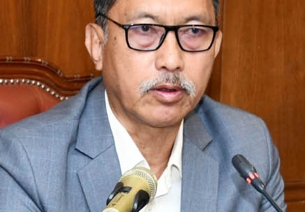 পার্বত্য মন্ত্রীর আকস্মিক পদত্যাগ ঘিরে পাহাড়ে নানা আলোচনা