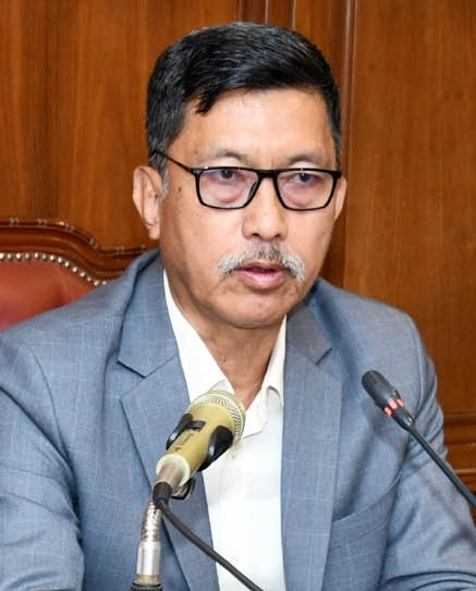 পার্বত্য মন্ত্রীর আকস্মিক পদত্যাগ ঘিরে পাহাড়ে নানা আলোচনা