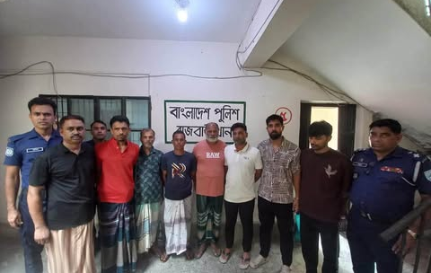 রাজবাড়ীতে আ.লীগ-ছাত্রলীগের ঝটিকা মিছিলের চেষ্টা, গ্রেফতার ৮