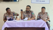 নিরাপদ সড়ক ও পেশাদারিত্ব নিশ্চিতে আহলাদীপুরে হাইওয়ে পুলিশের ব্রিফিং