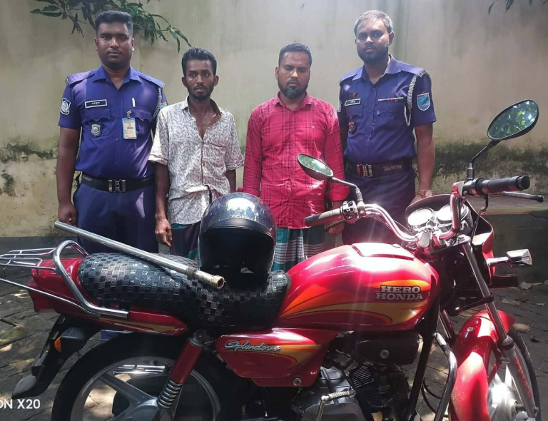 টাকা নিয়ে বিরোধে জামায়াত কর্মী আসাদুলকে পুড়িয়ে হত্যা, গ্রেপ্তার ৩