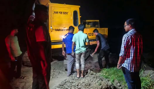 গোয়ালন্দে মধ্যরাতে প্রশাসনের আকস্মিক অভিযান: জব্দ করা হলো ভেকুর ব্যাটারি
