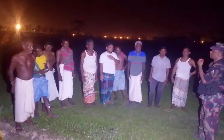 পুশ-ইনের আগে সীমান্তের আলো নিভিয়ে দেয় বিএসএফ, বলছে বিজিবি
