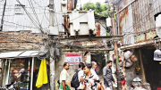 নারায়ণগঞ্জে খুঁটিতে বেঁধে দুই তরুণকে গণপিটুনি, একজনের মৃত্যু; ভিডিও ভাইরাল
