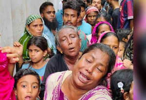 মায়ের ধর্ষণের অভিযোগের পর যুবক খুন, দুইজনকে হেফাজতে নিয়েছে পুলিশ