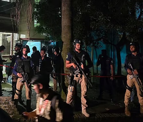 সাভারে একাধিক বোমা উদ্ধার: নব্য জেএমবির নতুন যোগাযোগ কৌশল ও আর্থিক লেনদেনের তথ্য উন্মোচন