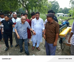 উল্লাপাড়ায় অনুষ্ঠিত হলো গ্রাম বাংলার ঐতিহ্য পানশী বাইচ প্রতিযোগিতা